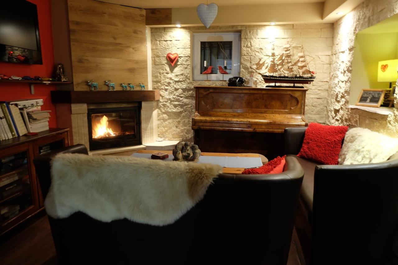 Willa Pod Aniolem - Pokoje Goscinne & Apartamenty Z Widokiem Na Gory Szczyrk Extérieur photo