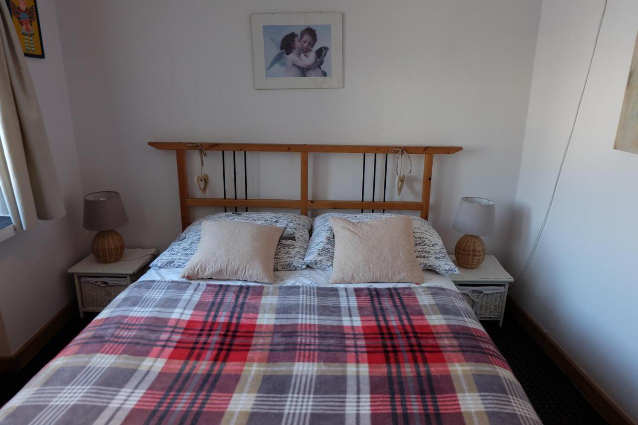 Willa Pod Aniolem - Pokoje Goscinne & Apartamenty Z Widokiem Na Gory Szczyrk Extérieur photo
