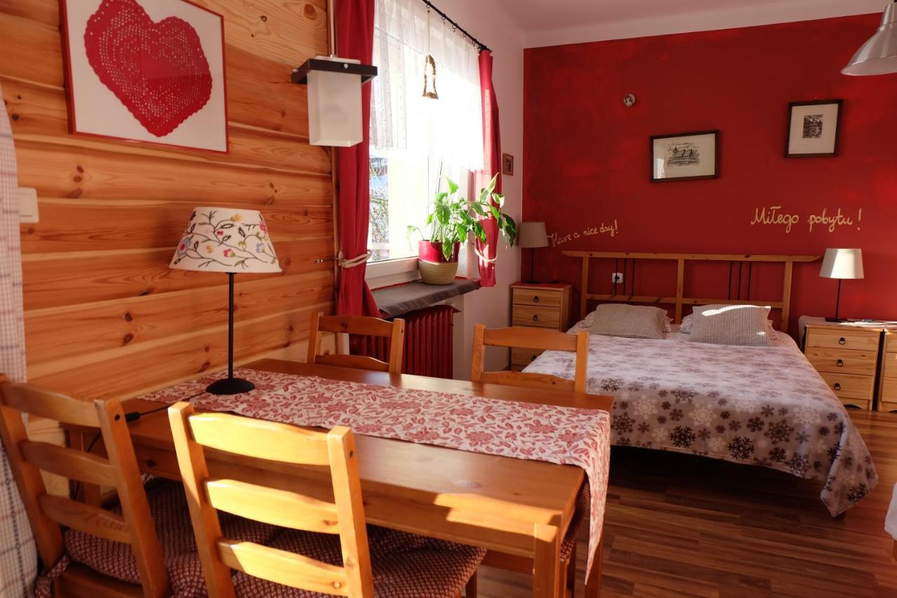 Willa Pod Aniolem - Pokoje Goscinne & Apartamenty Z Widokiem Na Gory Szczyrk Extérieur photo
